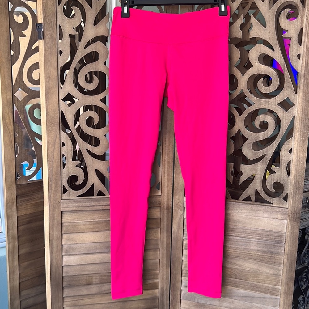 Pink leggings